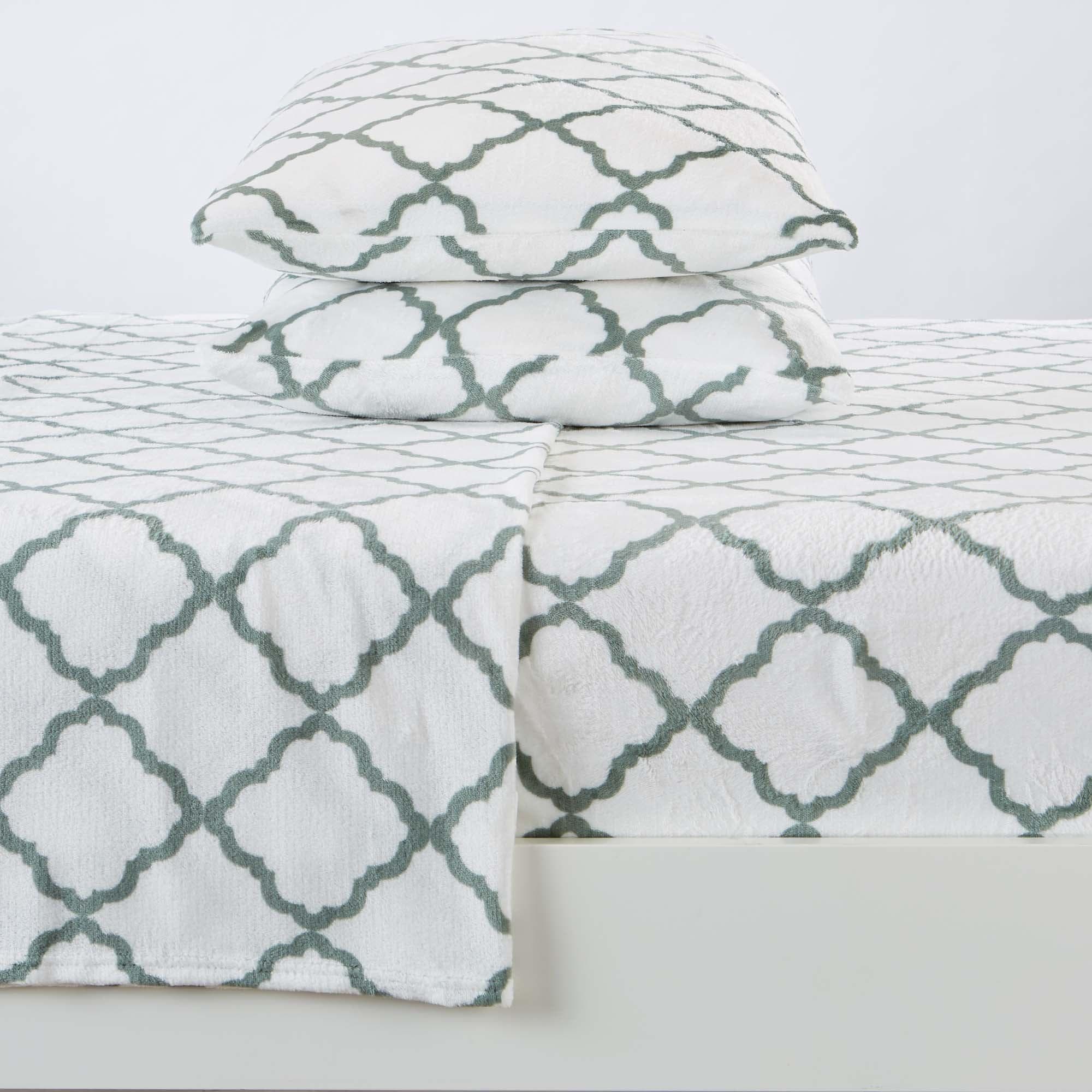 4-Piece Printed Plush Sheet - Velvet Luxe Lattice Collection - Image 14