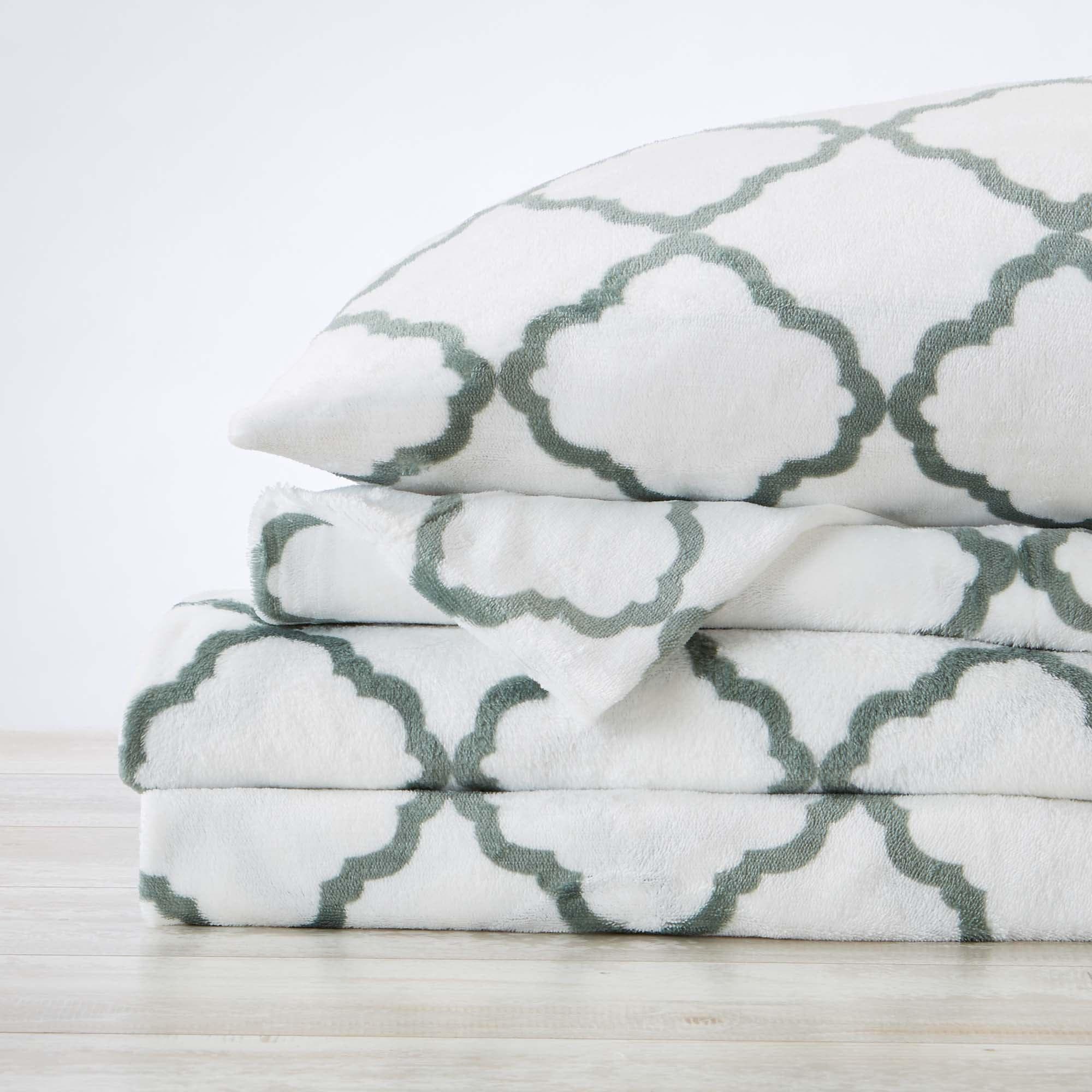 4-Piece Printed Plush Sheet - Velvet Luxe Lattice Collection - Image 16