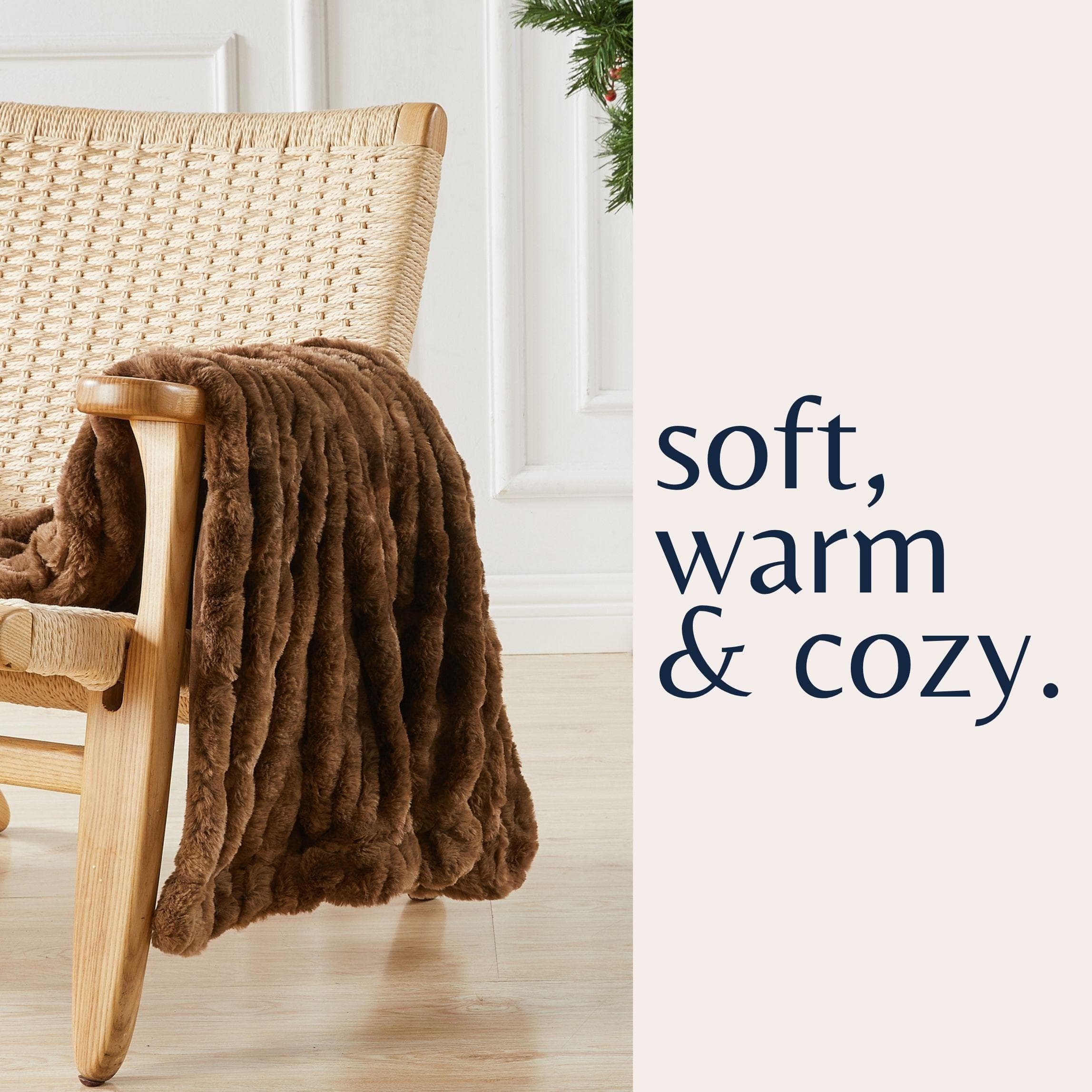 Ruched Faux Fur Throw Blanket - Alondra Collection - Image 30