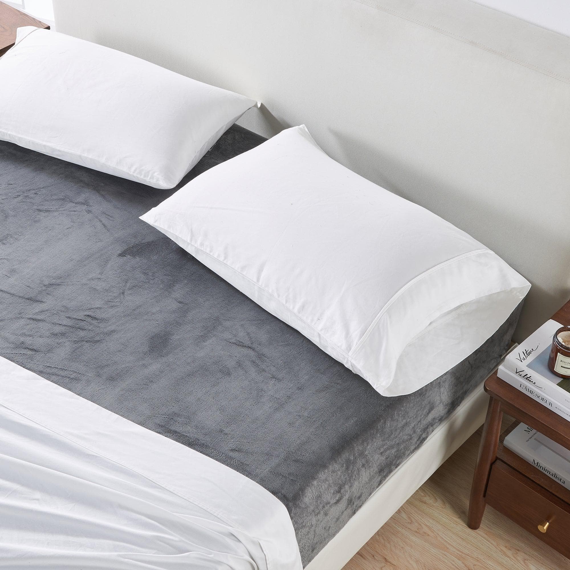 Solid Plush Fitted Sheet - Velvet Luxe Collection - Image 15